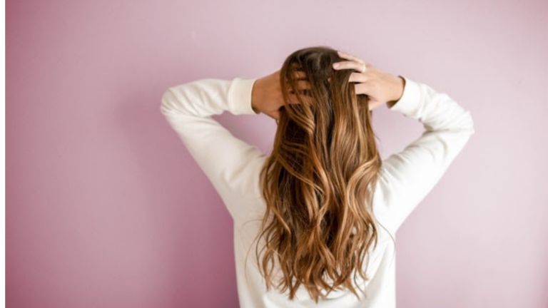 Como cuidar de cabelo ressecado?